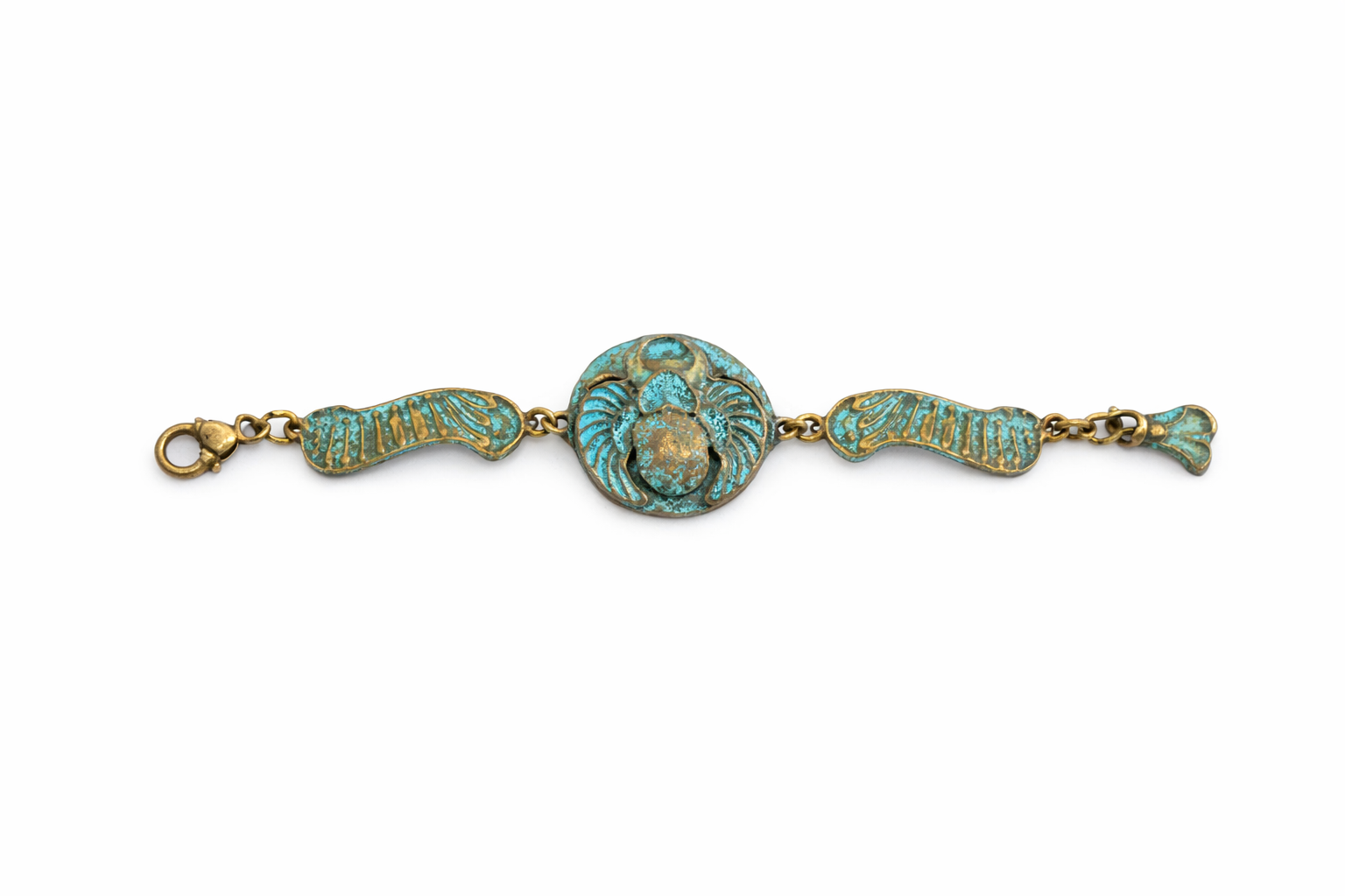 Ancient Scarab Bracelet with Patina Finish – Egyptian-Inspired Statement Jewelry
