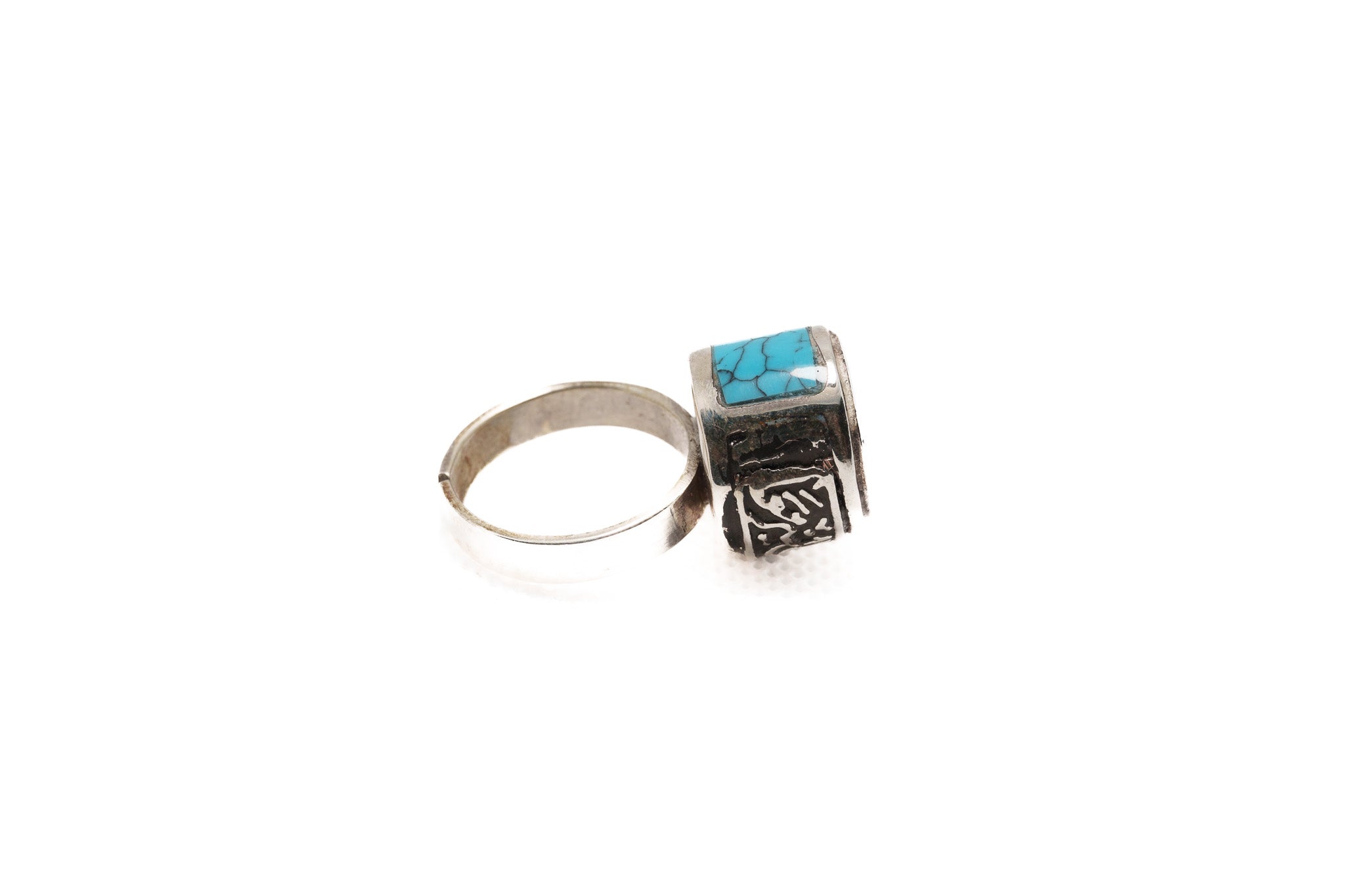 Nile Guardian Ring