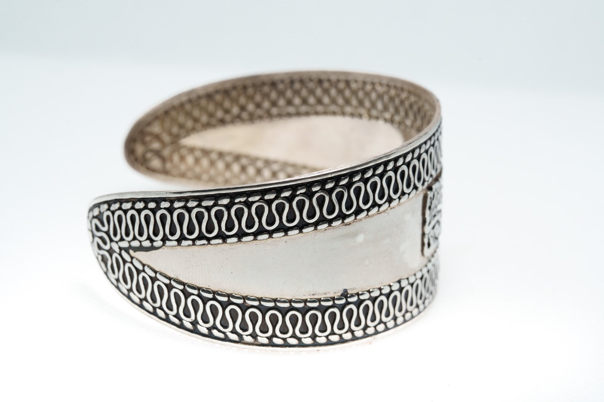 Engraved Silver Bracelet with Arabic Calligraphy