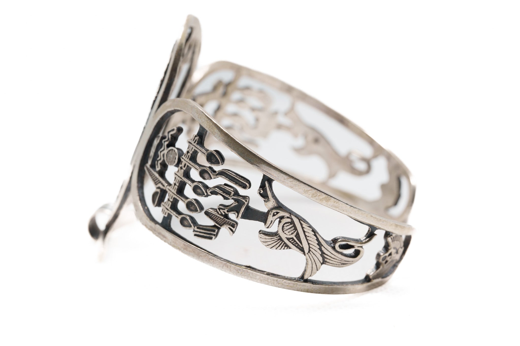 Isis Sovereign Cuff