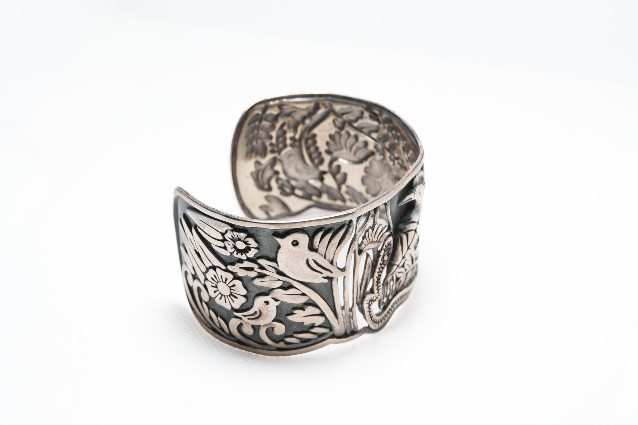 Garden of the Nile Cuff