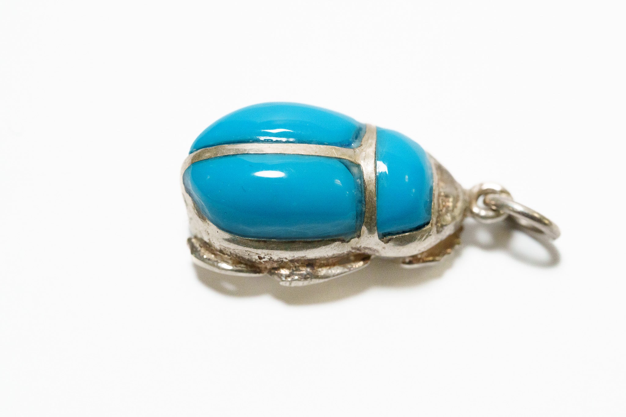Scareb Pendant