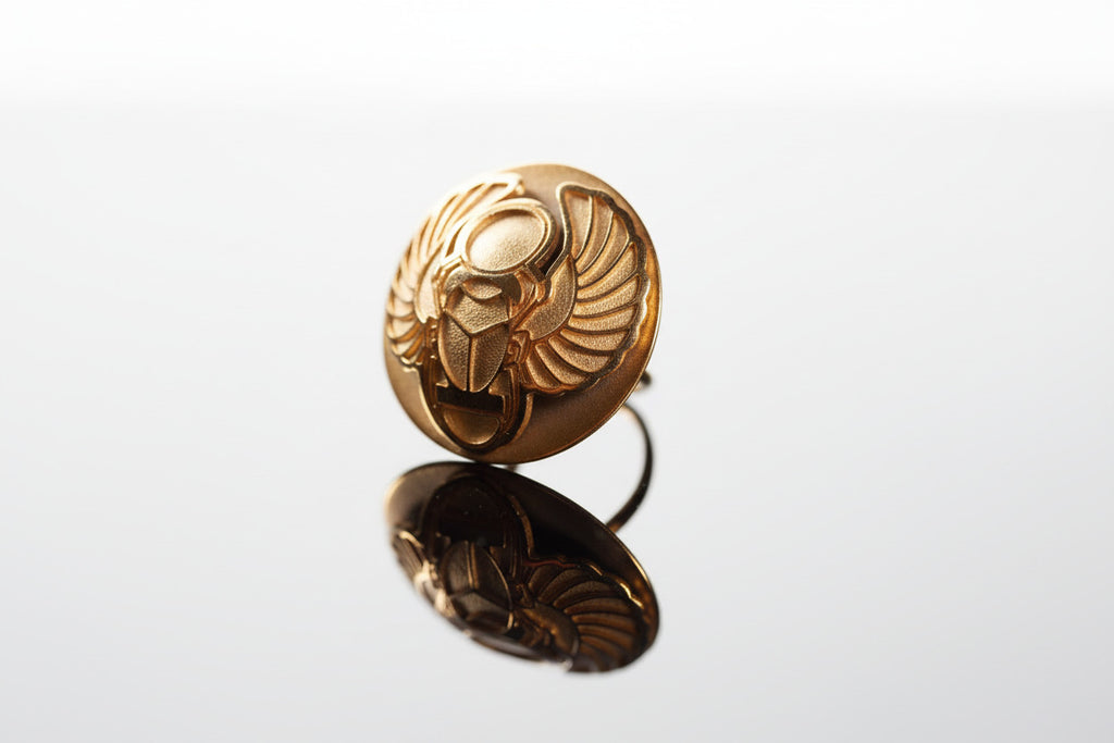 Gold Scareb Ring